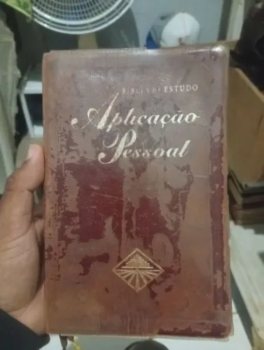 Bíblia de Estudo Aplicação Pessoal Média marrom 