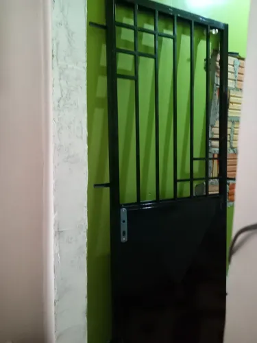 Vende-se esta porta
