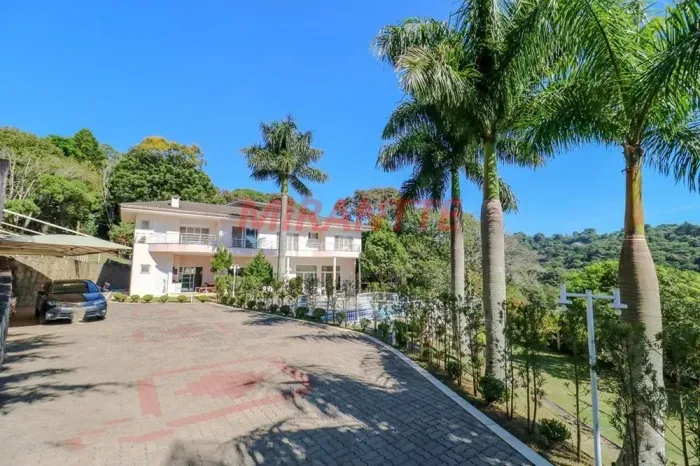 Sobrado de Alto Padrão com Vista Deslumbrante | Condomínio Alpes da Cantareira