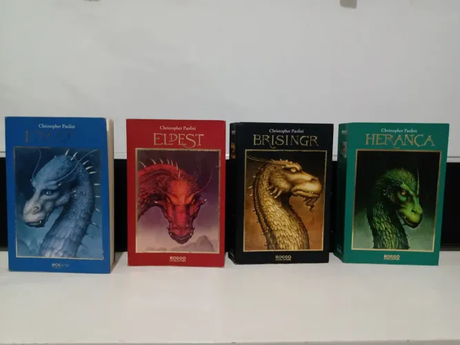 Ciclo A Herança ( Eragon, Eldest, Brisingr, Herança) de Christopher Paolini