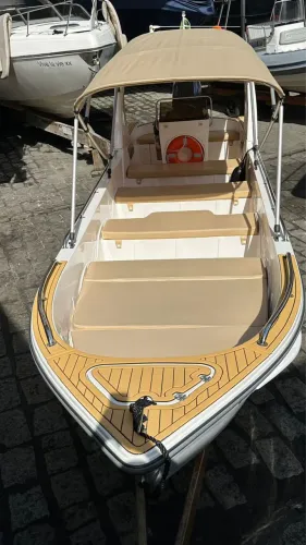 Barco de passeio