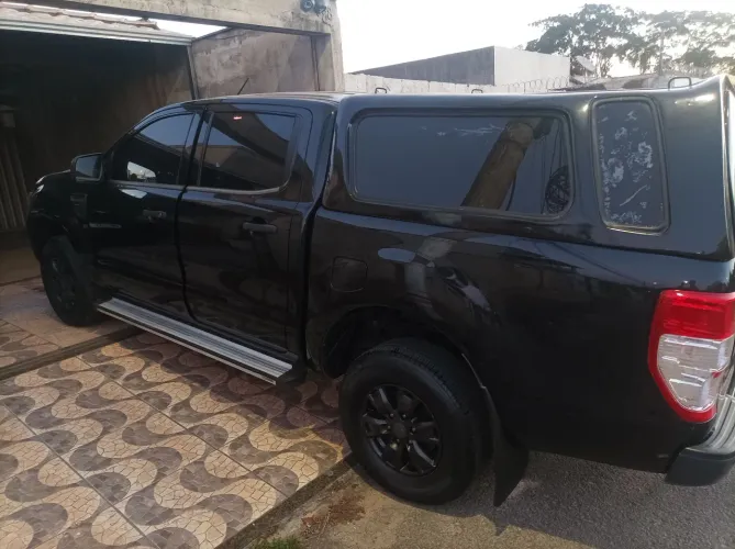 Ford Ranger XLS 2.5 16V 4X2 CD Flex 2013