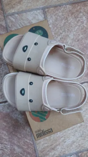 Vendo mini melissa Tam.25