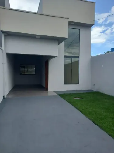 Vendo Casa 3 quartos com 1 suíte na região sul de Nerópolis