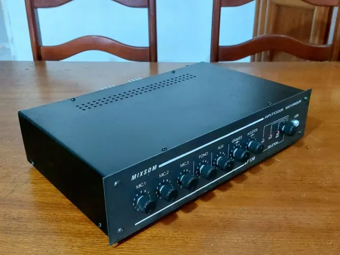 Amplificador Antigo Mixsom GF 130