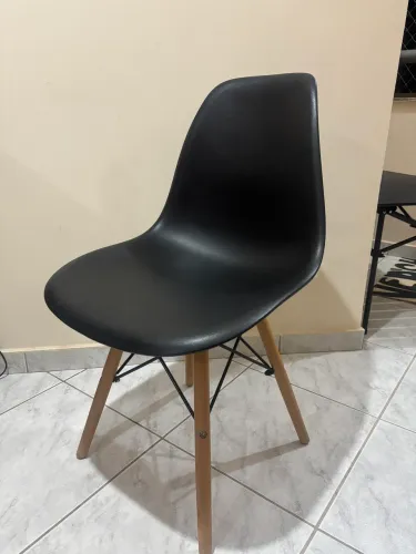 Cadeira preta (kit com 4)