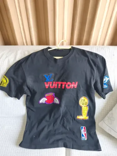 Camisa edição basquete LV