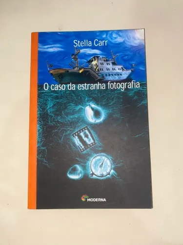 Livro O caso da estranha fotografia de Stella Carr