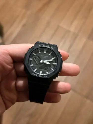 Relógio G-Shock Carbon Core Guard GA-2100