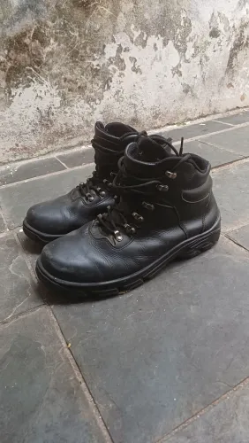 Bota EG 42 masculina (coturno)