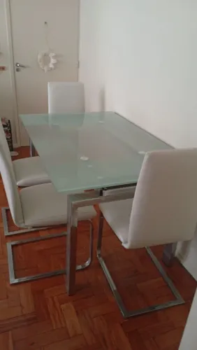 Mesa de vidro 