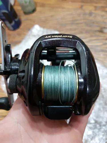 Carretilha Shimano Scorpion XT 1501 Ótimo estado