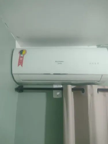 AR CONDICIONADO SEMI NOVO