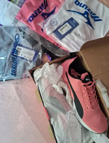 PELA METADE DO PREÇO. Tenis Puma. NOVO. Na caixa
