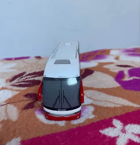 Miniatura ônibus marcopolo