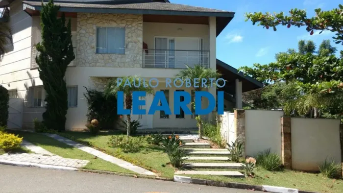 CASA EM CONDOMÍNIO - CONDOMÍNIO ARUJÁ 5 - SP