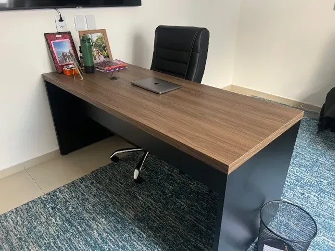 Mesa escritório NOVÍSSIMA 1,70x70