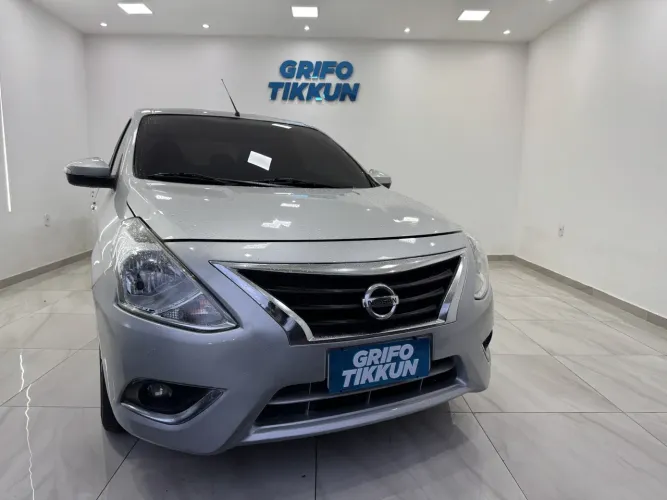 Nissan Versa Unique 1.6 16V Flexstart 4P Aut. 2018