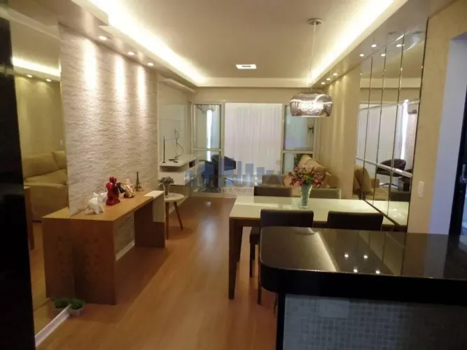Aproveite apartamento de alto padrão em Praia do Canto, V