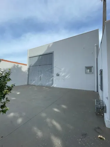 Barracão para locação com 220m² de área construída - Jardim Ferraz