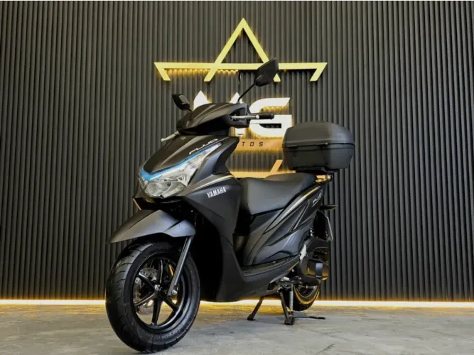 Yamaha Fluo 125 hybrid connected abs 2027