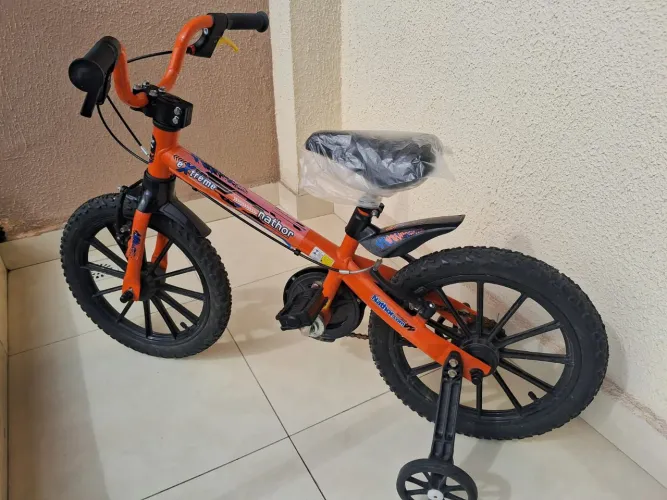 Bicicleta infantil nathor aro 16(novinha)