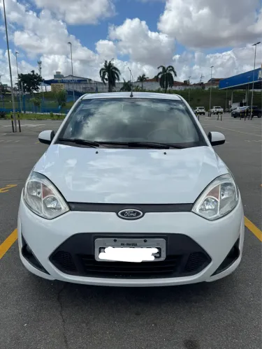 Ford Fiesta Sedan SE 1.6 8V Flex 4P 2014