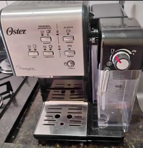 Cafeteira Prima Latte Oster