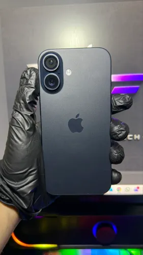 iPhone 16