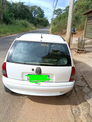 Chevrolet Corsa GL 1.6 MPFI / 1.4 EFI 2P E 4P 1996