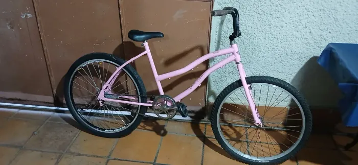 Bicicleta contra pedal