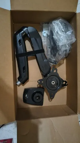 Braço articulado ELG F80N + Kit de Periféricos + Logitech + Edifier + Suporte Notebook