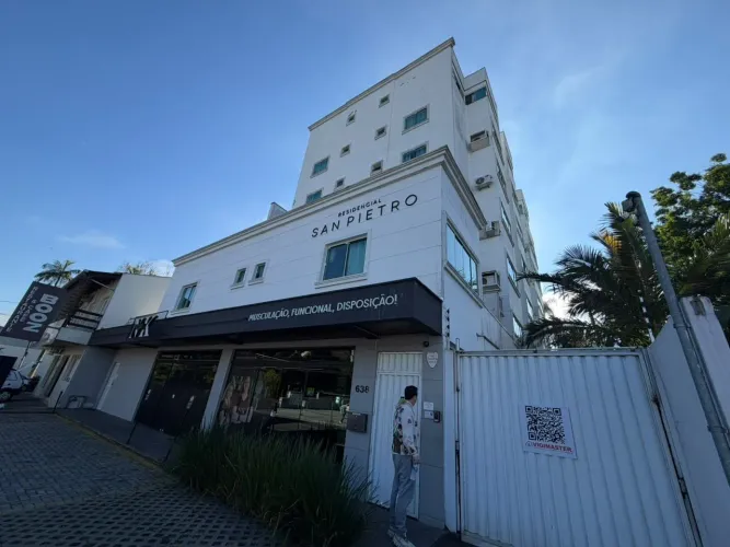Prédio Residencial e Comercial com rendimento de R$70.000,00 por mês no bairro Itoupava Se