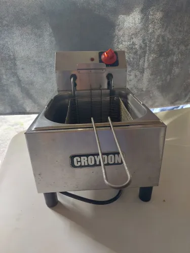 Fritadeira CROYDON 4,5L - Modelo F1B