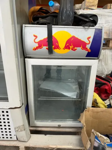 Frigobar Redbull