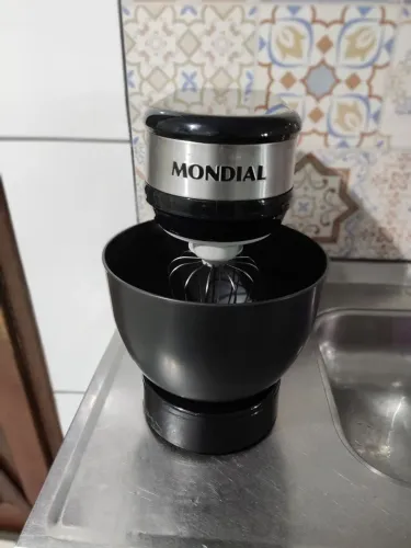 Batedeira Planetária Mondial 700W