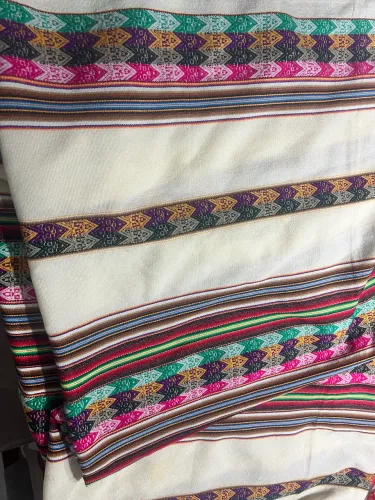 ? Manta Toalha Peruana Gigante (2,10x1,20m) - Cores Vivas Andinas ?