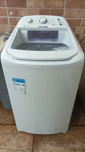 Máquina de Lavar Roupas Electrolux 8,5Kg 220V