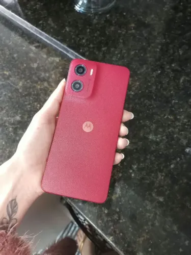 Smartphone Motorola Moto G05 256gb 4gb Ram Camera 50mp Vermelho