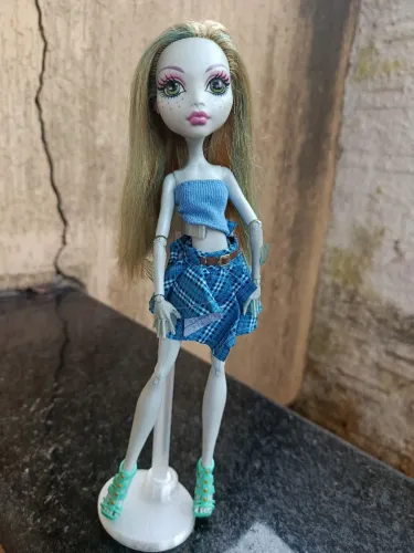 Boneca Monster high Lagunna