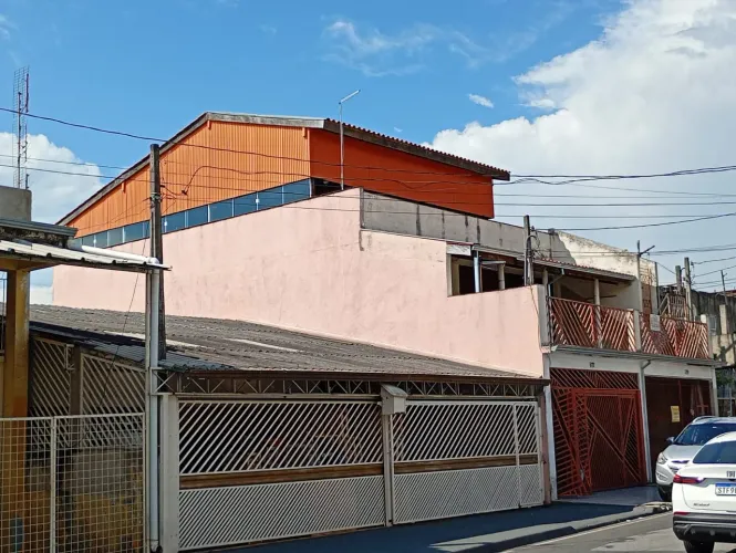 3 casa e duas Edícula por apenas 530 mil