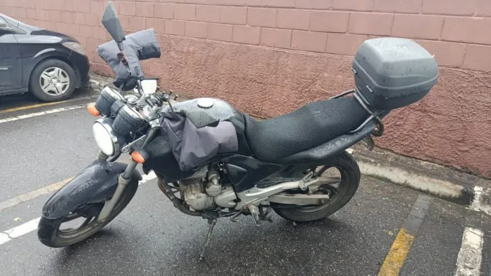 Fazer 250 CC, ano 2008.
