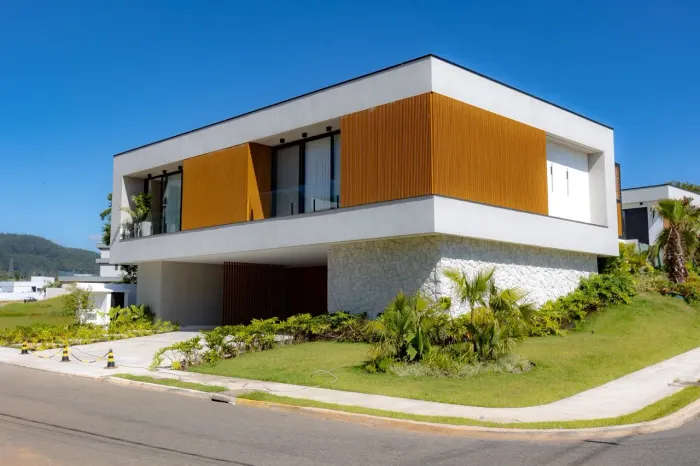 CASA a VENDA CALEDÔNIA CAMBORIÚ