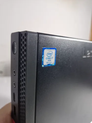 Lenovo ThinkCentre M920q i7 9ª 8GB SSD NVMe 512GB