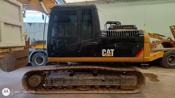 Escavadeira Caterpillar 315D l,2010, com 6.000
