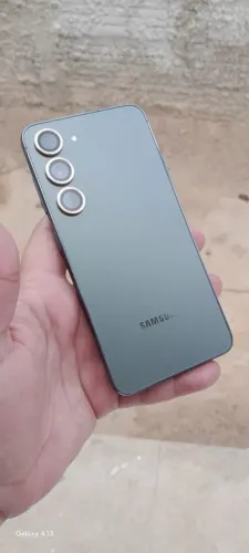 Samsung S23 base 