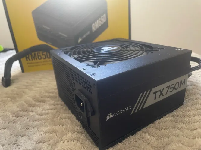Fonte Corsair -TX750
