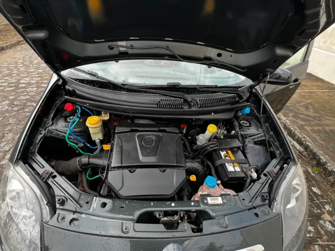 Fiat Palio Sporting 1.6 Flex 16V 5P 2015