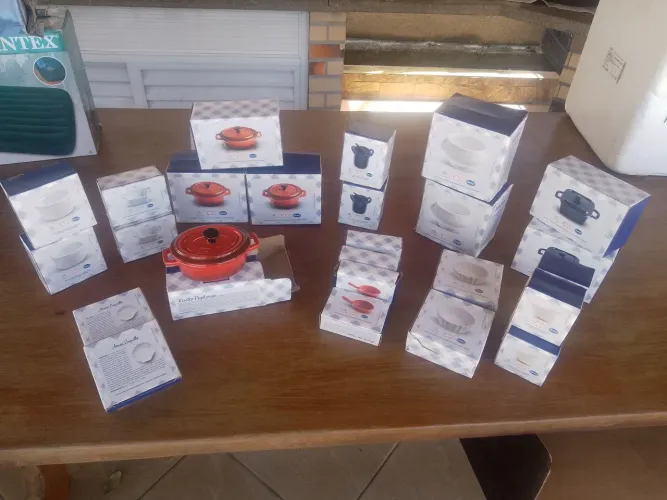 Coleção casseroles porcelana - Revista Caras