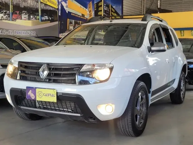 Renault Duster Dynamique 2.0 Hi-flex 16V Aut. 2015